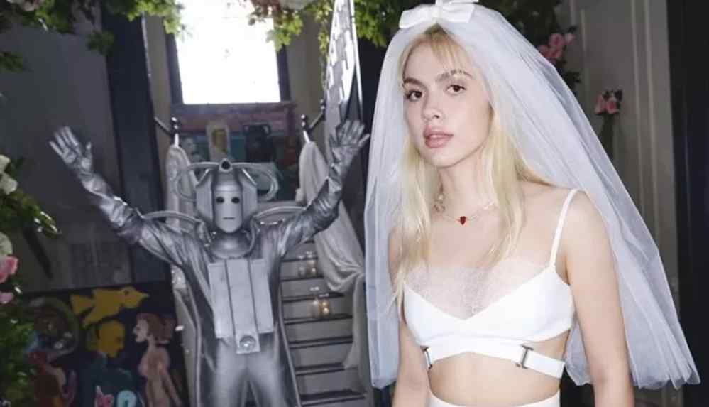 Aleyna Tilki yeni klibini yayınladı Messi'yi övdü!