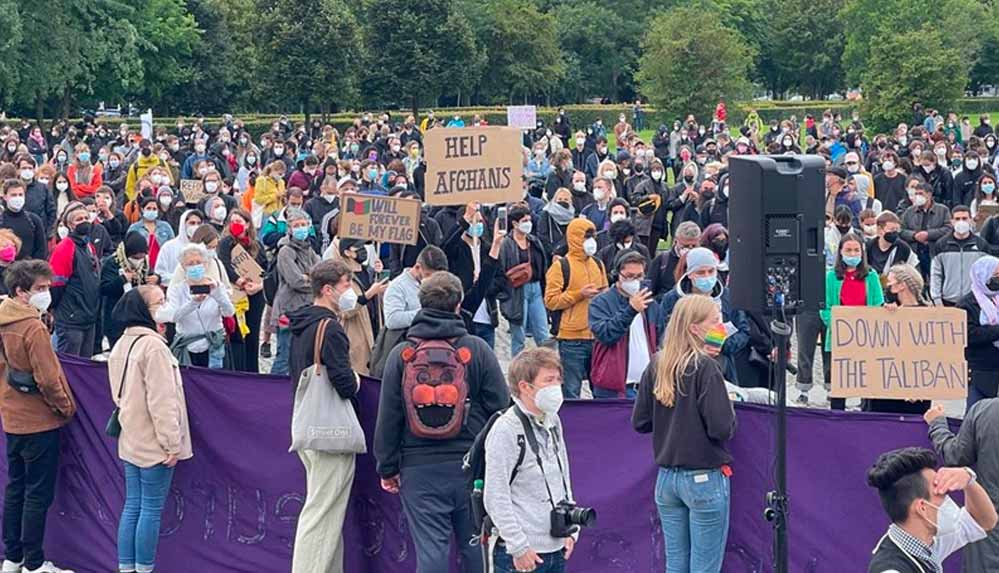 Binlerce-kişi-Afganistan'da-tehlikede-olanların-hızla-tahliye-edilmesini-istedi