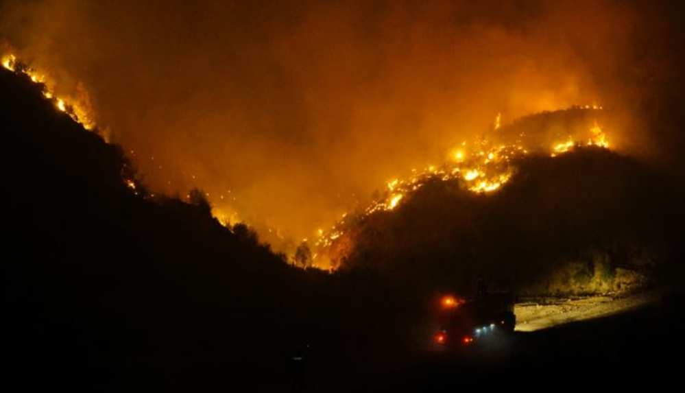 Bodrum yönünden sert esen rüzgâr nedeniyle Ören tehlike altında...