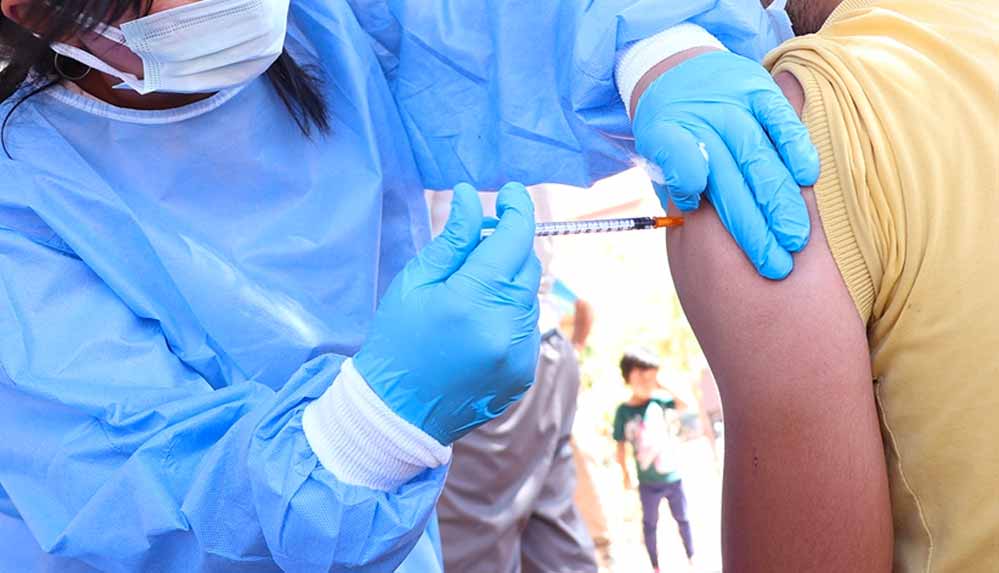 Sağlık-Bakanı-Koca--Çift-doz-aşısını-yaptıranların-sayısı-salgınla-mücadele-için-yeterli-değil