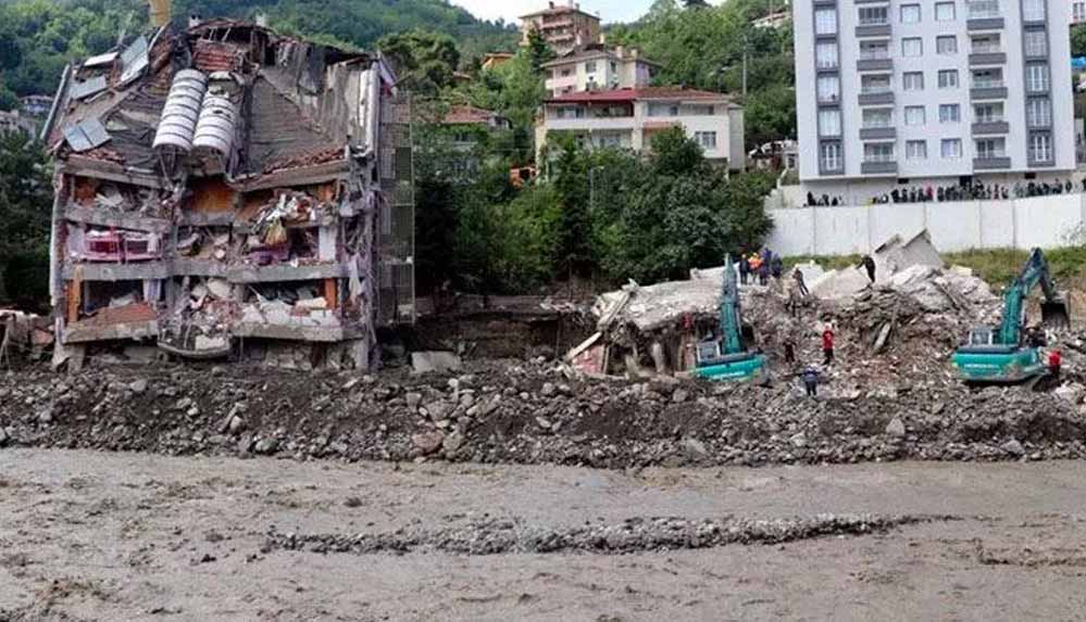 afad-sel-felaketinde-can-kaybi-yukseldi