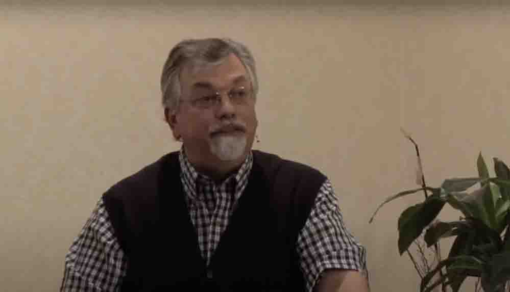 Asi-karsiti-radyo-sunucusu-Covid-19-nedeniyle-hayatini-kaybetti