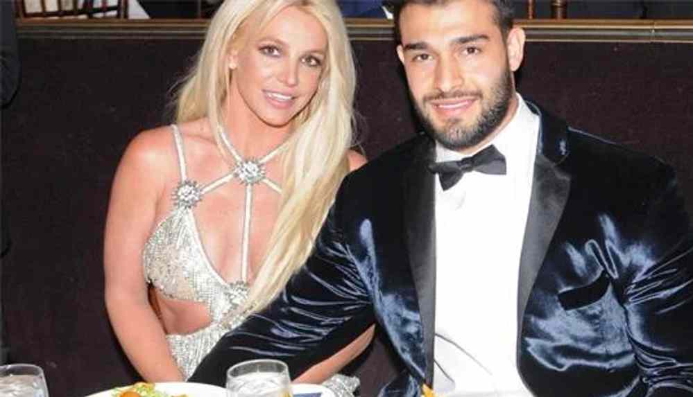 Britney Spears'ın yeni nişanlısının eski sevgilisi konuştu_ _Sam turnayı gözünden vurdu_