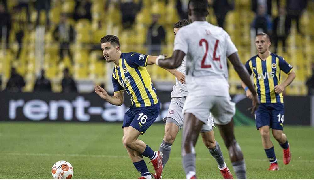 Fenerbahçe, Olympiakos karşısında bozguna uğradı