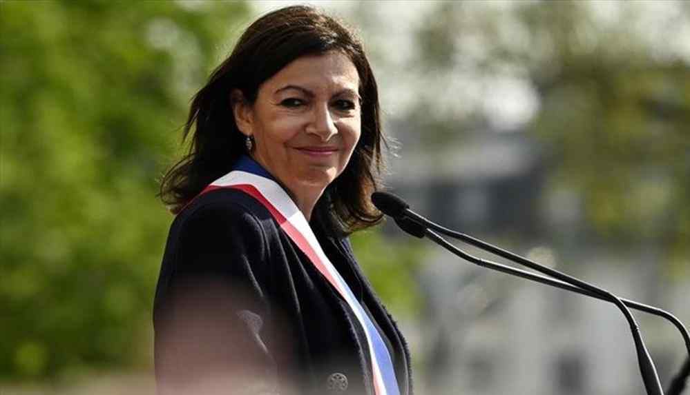 Paris Belediye Başkanı, Cumhurbaşkanı adayı oldu