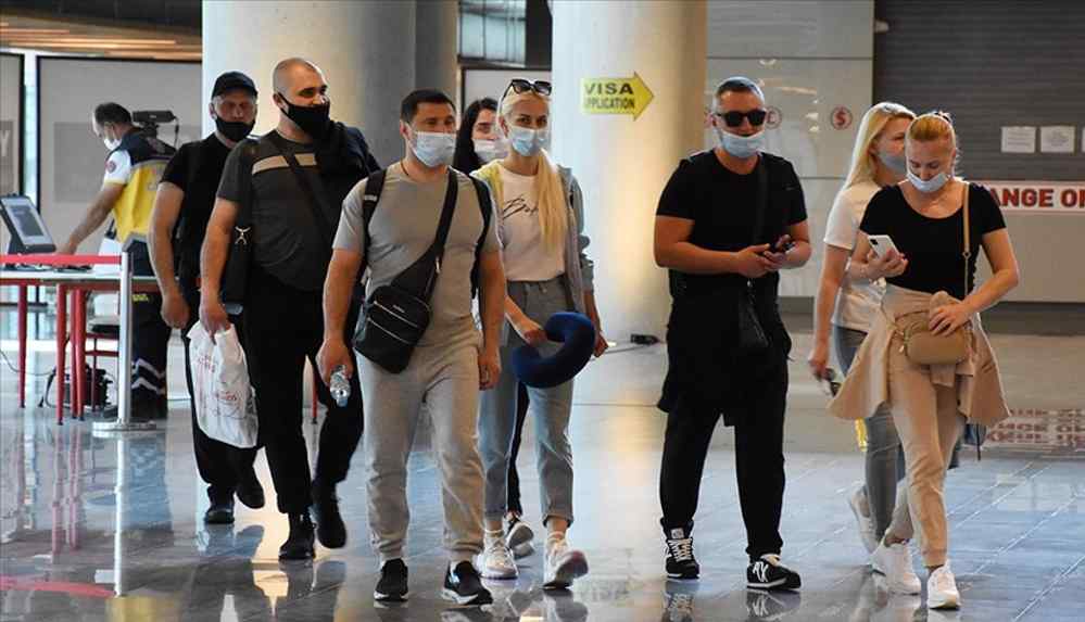 İngiltere'den Türkiye'ye girişlerde PCR testi zorunluluğu kaldırıldı...