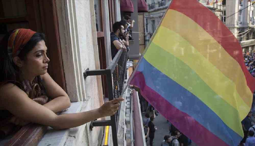 İspanya'da jinekolojik muayenede 'lezbiyenlik hastalıktır' teşhisi konulması infial yarattı