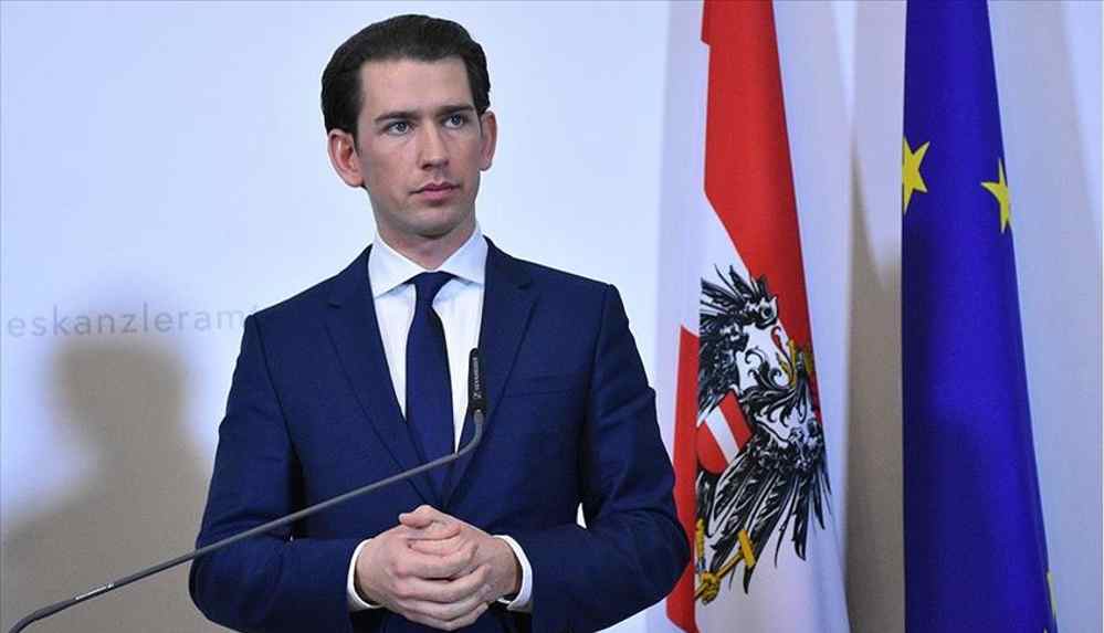 Yolsuzlukla suçlanan Avusturya Başbakanı istifa etti