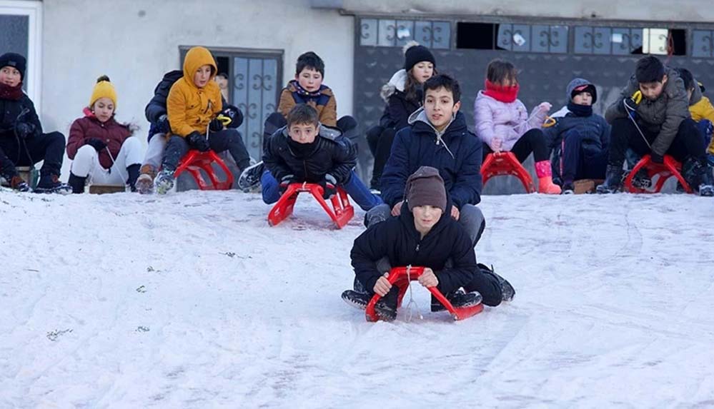 42-ilde-kar-yağişi-nedeniyle-eğitime-ara-verildi