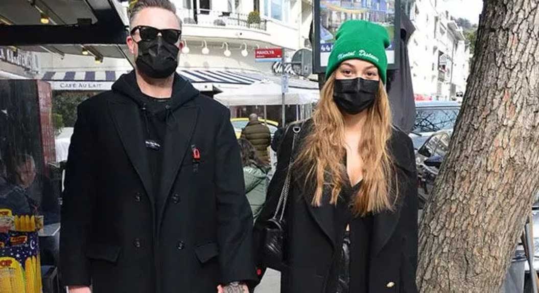 61f77622ae298bc6282d3e2c