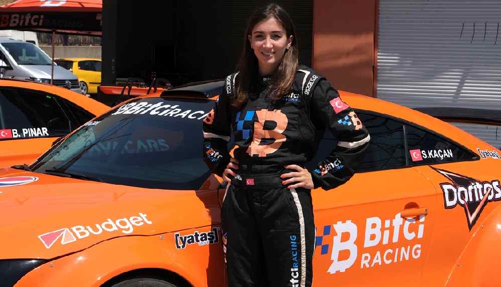 Seda Kaçan, Türkiye Pist Şampiyonası’nda 30 yıl sonra yarışan ilk kadın pilot oldu