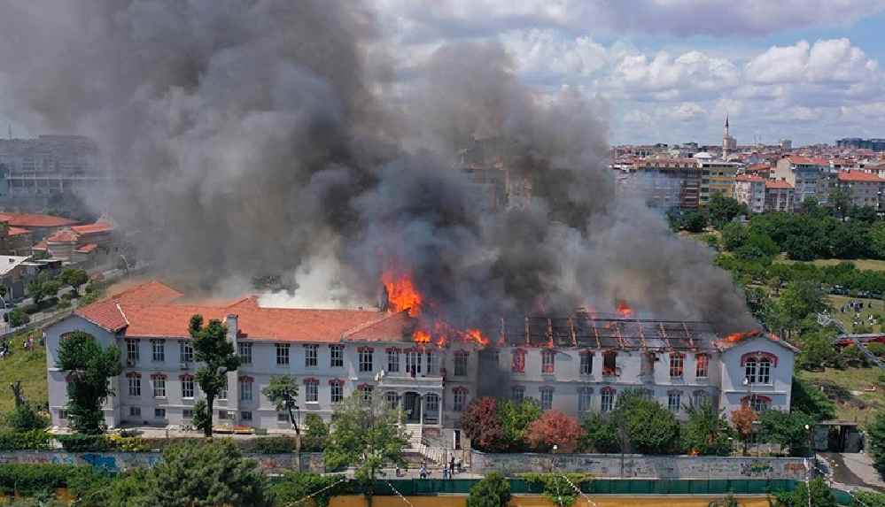 balıklı rum hastanesi yangın