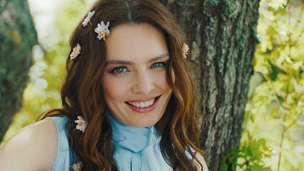 Nil-Karaibrahimgilden-sasirtan-cikis-Ikinci-el-kiyafetler-tercih-ediyorum-1024x576