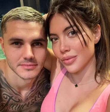 Mauro-Icardiden-tepki-ceken-paylasim-Esi-Wanda-Naranin-ciplak-fotografini...