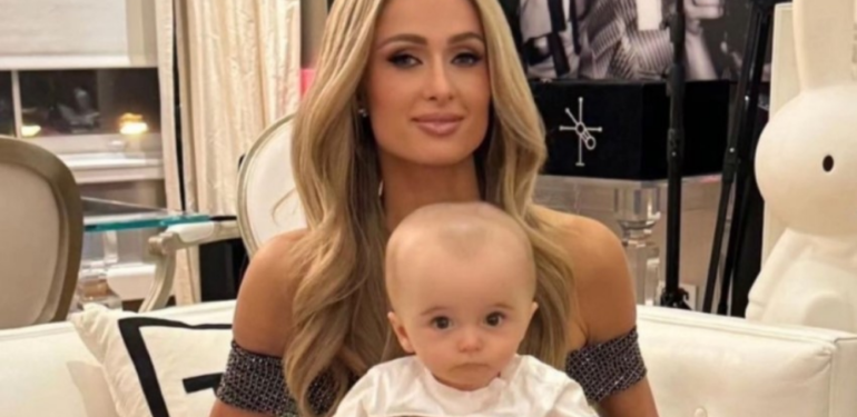 Paris Hilton, 8 aylık bebeğiyle ilk kez poz verdi