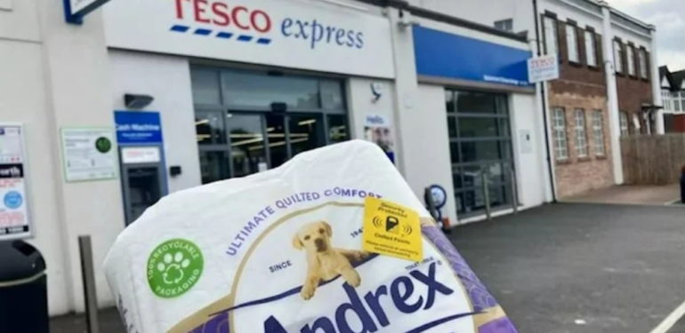 TESCO’da tuvalet kağıdına alarm taktılar!