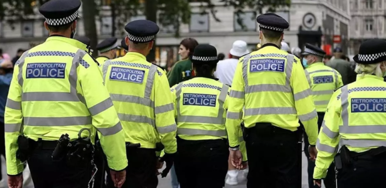 Londra’da polis devriyeleri artırıldı