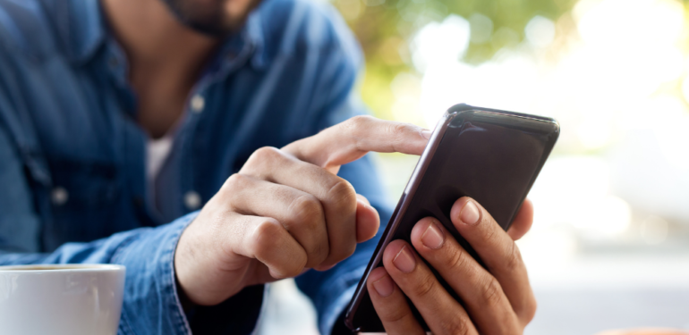 Bilim insanları uyardı: Cep telefonları sperm sayısını düşürüyor