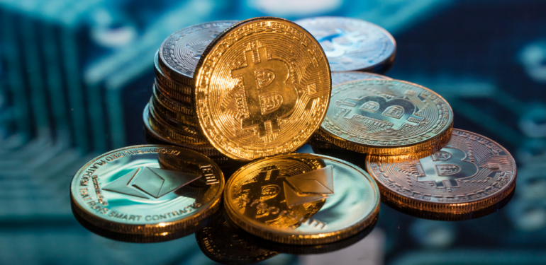 Bitcoin kritik eşikte… En yüksek seviyeyi test etti