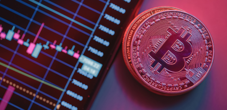 Bitcoin’de yeni rekor: 71 bin doları aştı!