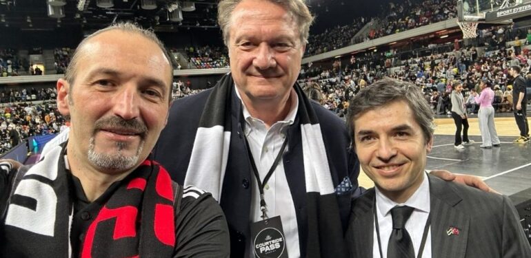 Beşiktaş Başkanı Hasan Arat Londra’da