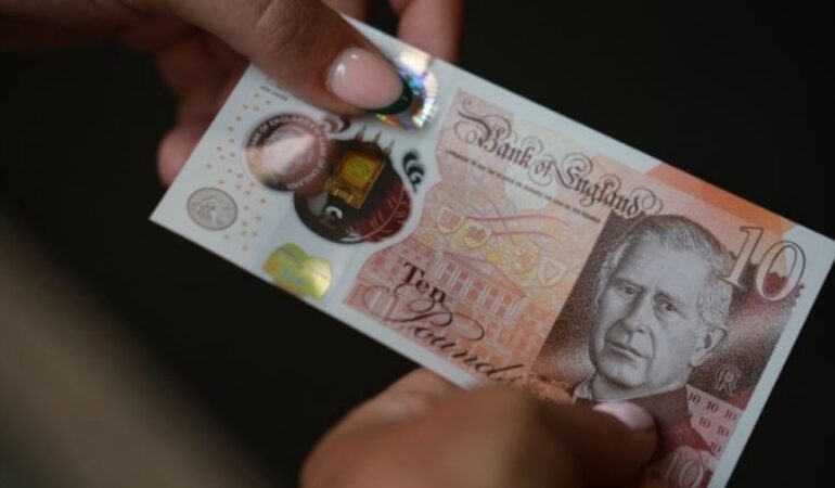 Cüzdanınıza Dikkat: Kral Charles Banknotları Koleksiyoncuların Gözdesi…17 bin sterline satıldı!