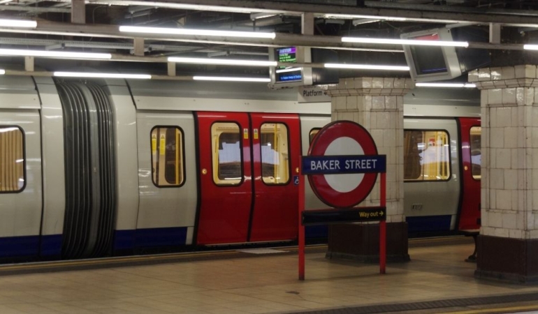 Londra’da toplu taşıma sistemine siber saldırı: 5 bin kişinin banka detayları çalındı