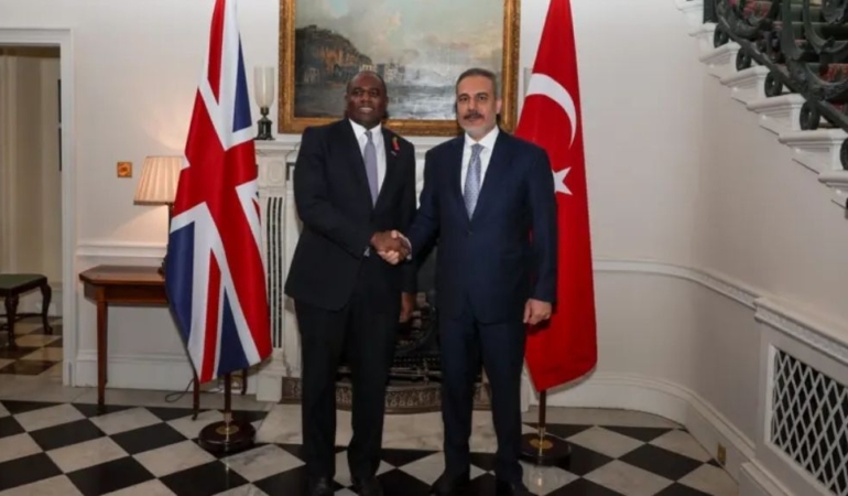 Dışişleri Bakanı Fidan Londra’da