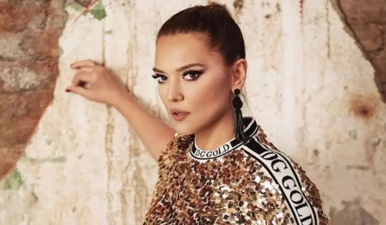 Demet Akalın kiracısı ile başa çıkamayınca evini satışa çıkarttı