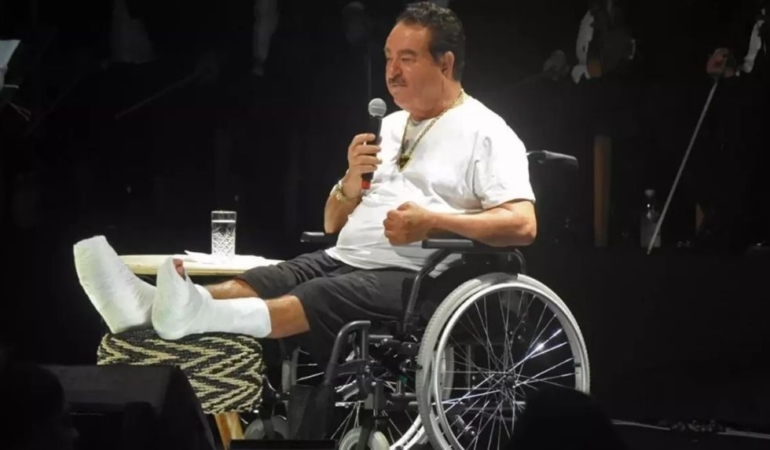 İbrahim Tatlıses’ten kötü haber! Sevenlerinden dua istedi
