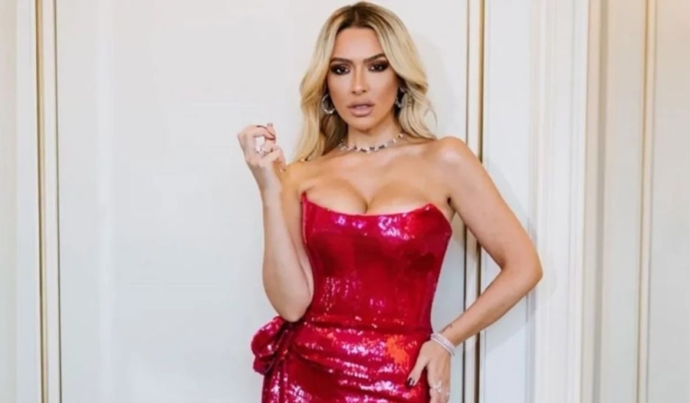 Hadise, Ahmet Çakar’a dava açtı!