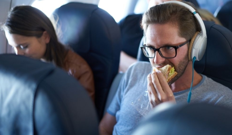 Yolcunun sandviç talebi karşılanmadı, havayolu şirketine ceza verildi