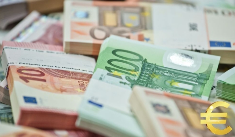 Yeni euro banknotları için tema seçildi: Paralar değişecek