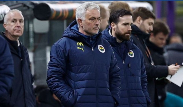 Mourinho, İngiliz basınına konuştu: ‘Lig şampiyonluğu imkansız’