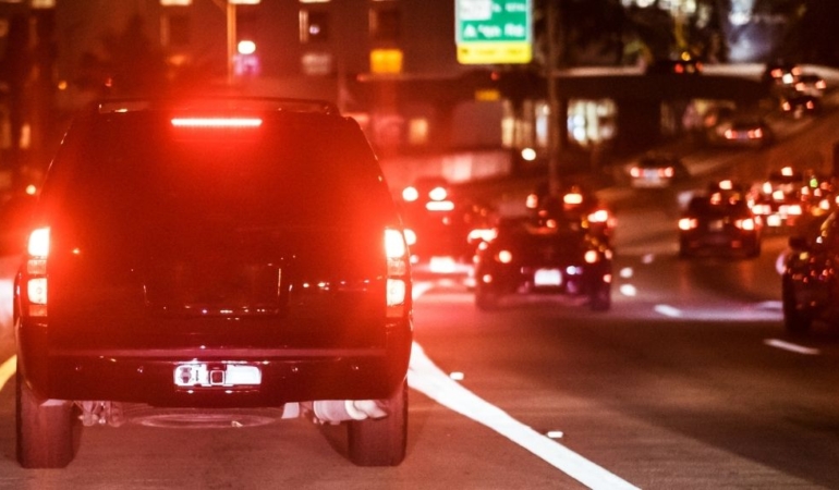 İngiltere’de ilginç yasak: Aracınızın farlarını kontrol etmezseniz bin pound ceza