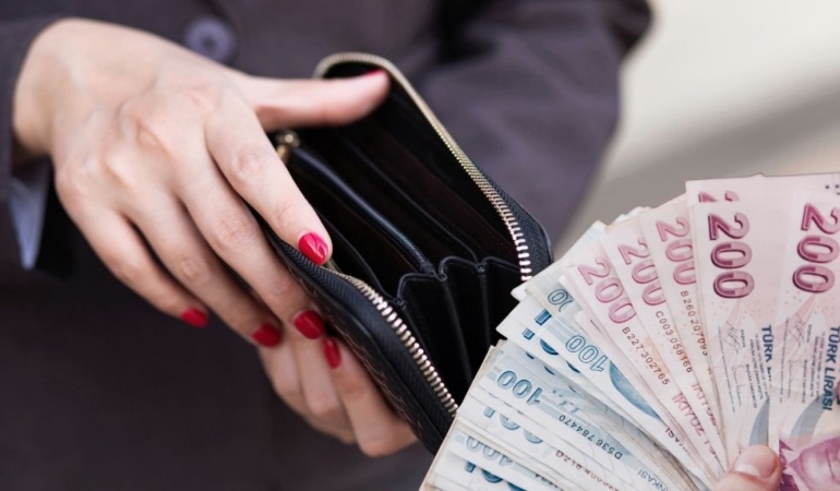 TÜRK-İŞ açıkladı: Türkiye’de açlık sınırı asgari ücretin üzerinde!