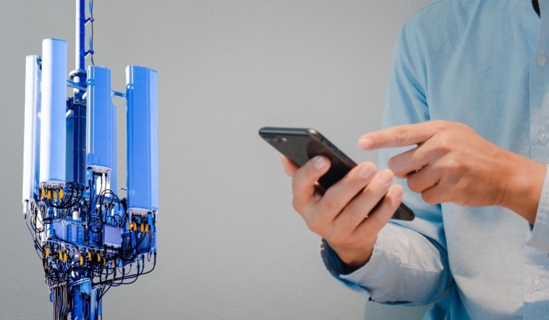 İstanbul’da hissedilen deprem! Operatörler çöktü