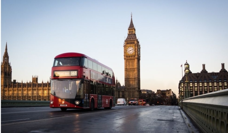 İngiltere’de ekonomiye güven en dipte