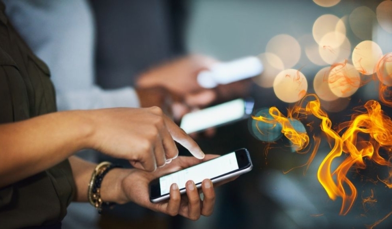 Telefonunuz alev alevse bu hatadan uzak durun