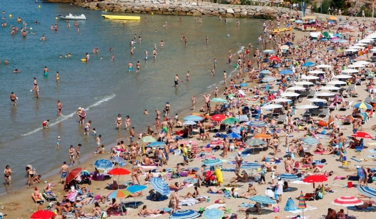 Et yiyen bakteri Türkiye kıyılarında… Plajlarda ölümcül alarm: 3 yolla bulaşıyor!