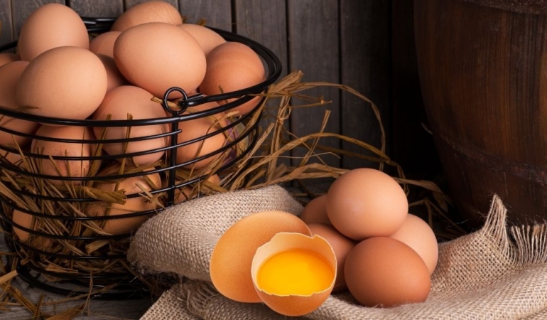 İngiltere’de marketler kahverengi yumurtaları lsatmayacak